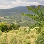 Apartamento Rustic Tuscan