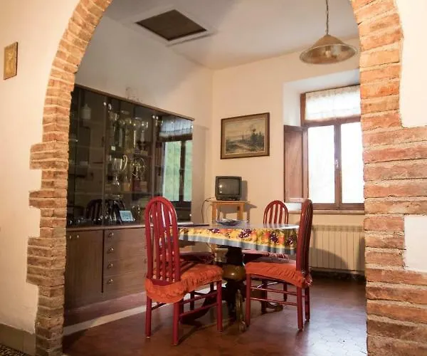 Rustic Tuscan Apartment Massa Marittima